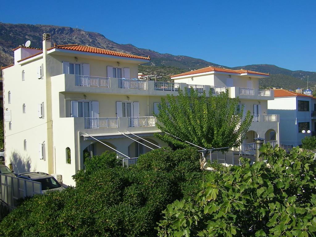 Hotel Filiopi Ágios Kírykos Εξωτερικό φωτογραφία